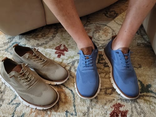<h1><strong>Customers love our shoes!</strong></h1>