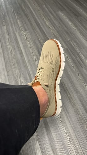 <h1><strong>Customers love our shoes!</strong></h1>