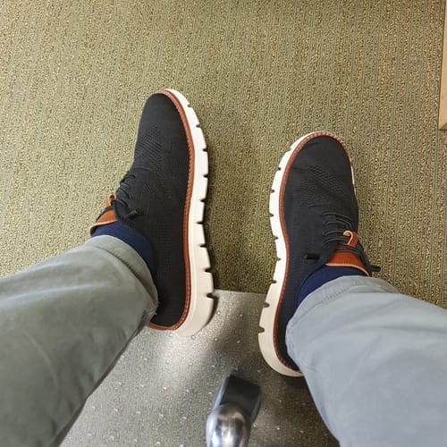 <h1><strong>Customers love our shoes!</strong></h1>
